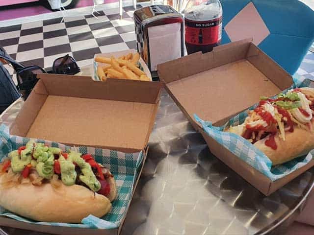 Dickies Dogs fast food Airlie Beach