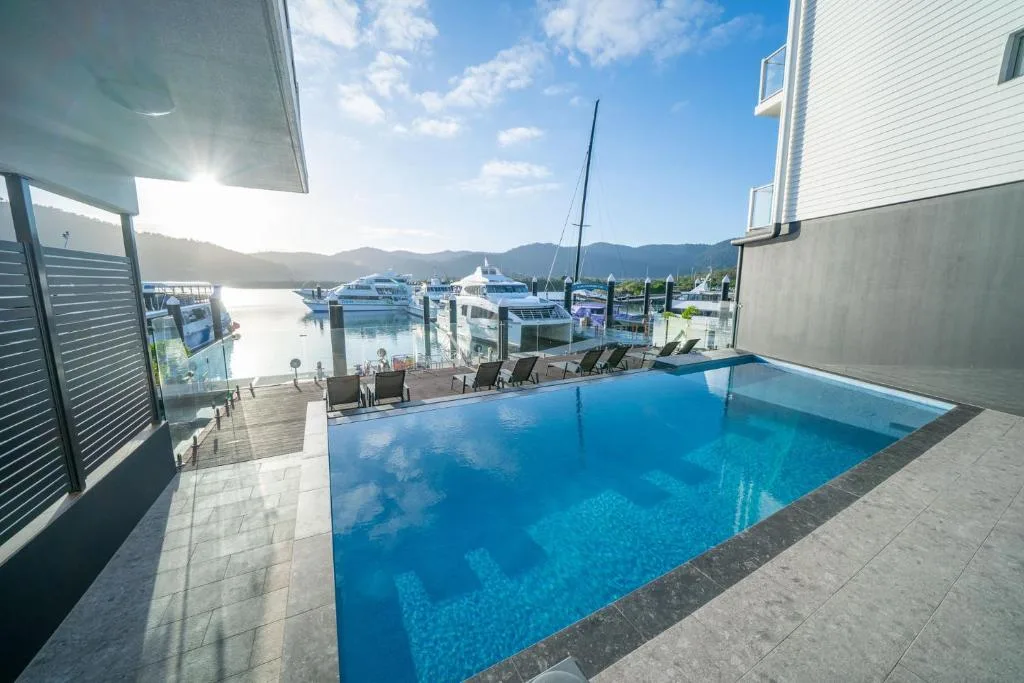 Harbour Cove Apartments