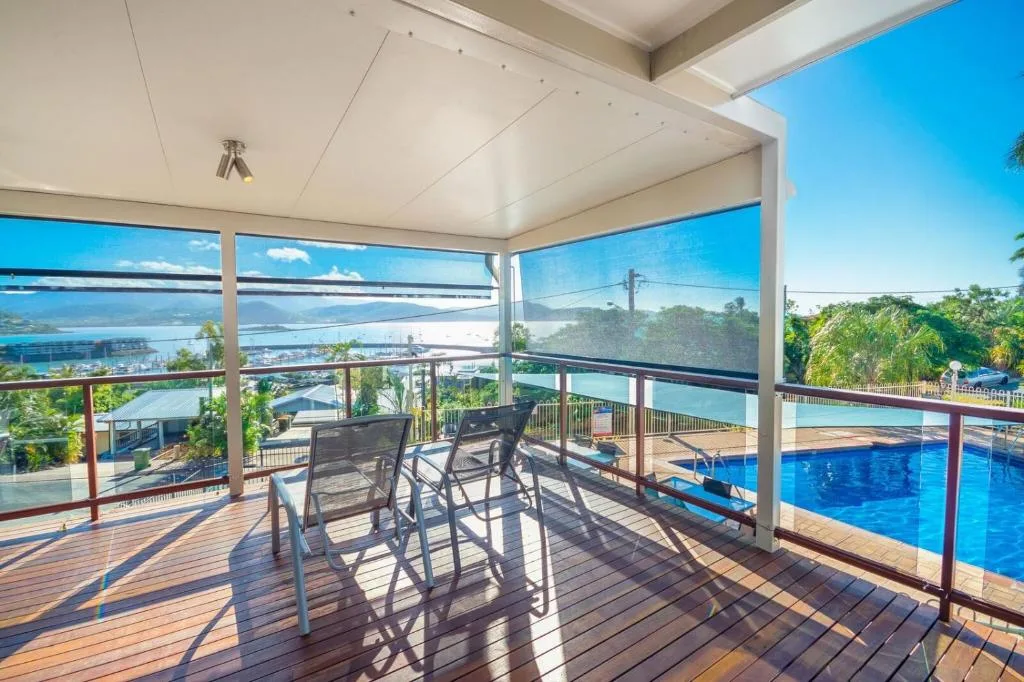 Airlie Apartments